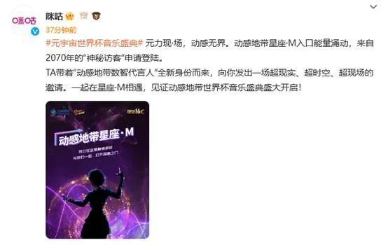 周秀娜穿深V连衣裤双胸外露 称圣诞将约会男友 2013-11-29 11月28日在香港，女星周秀娜出席某圣诞节活动，周秀娜一身紫红色中空连身裤大秀胸部曲线，令人大呼惊艳性感，称此深V设计感真是深得彻底。