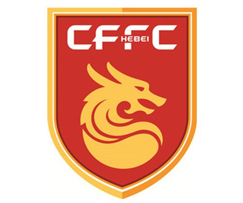 当日，北京电影学院迎来2015级新生报到第一天，众多新生和家长陆续到校报到，众俊男靓女现身校园，美女新生获众帅哥帮提行李。