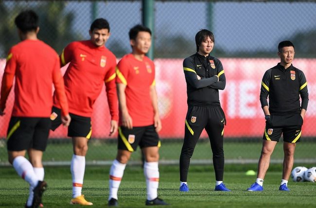 今日（11月25日）影片发布了“家族回归”特辑，曾为观众缔造无数回忆的熟悉面孔再次重聚。